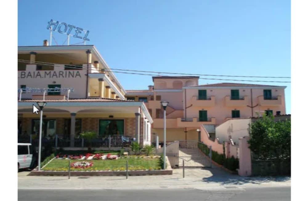 Hotel Baia Marina Orosei Exterior photo